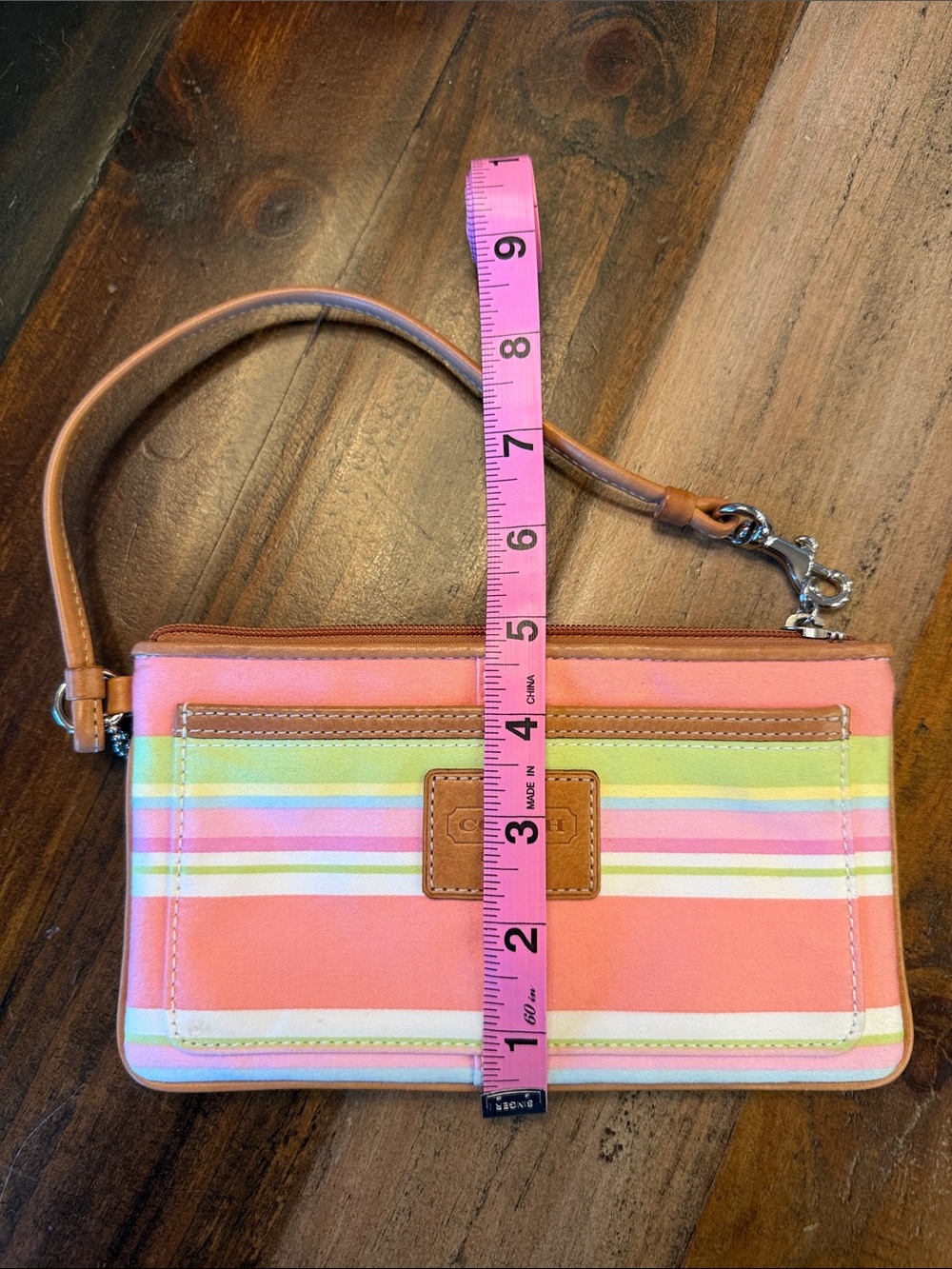 Coach Signature Hampton Stripped Wrislet. Barely used, minimal signs of wear - Picture 9 of 9